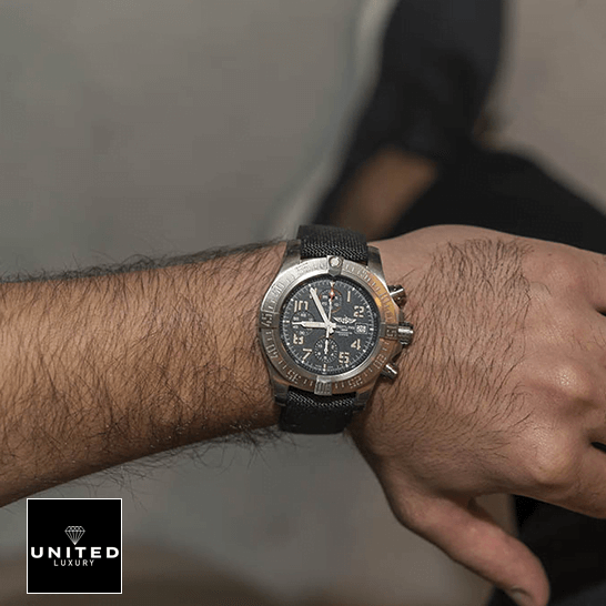 Breitling Avenger Bandit E1338310I502 