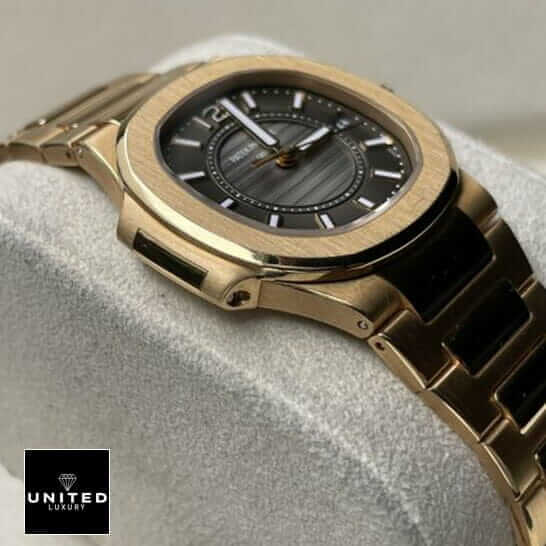 Patek Philippe Nautilus 7011/1R Patek Philippe Black Dial Gold Bezel Replica in the box