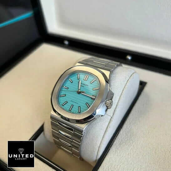 Patek Philippe Nautilus 5711/1A-018 patek-tiffany-replica-3