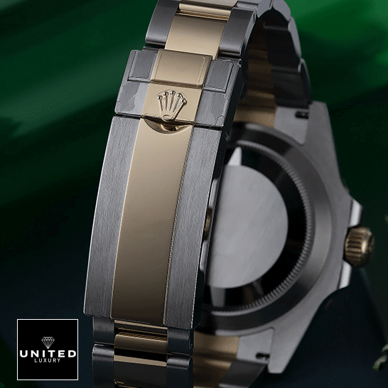 Rolex Submariner Date 16613 Rolex Submariner Date Two Tone Fold Clasp on the Rolex Logo 16613 Replica