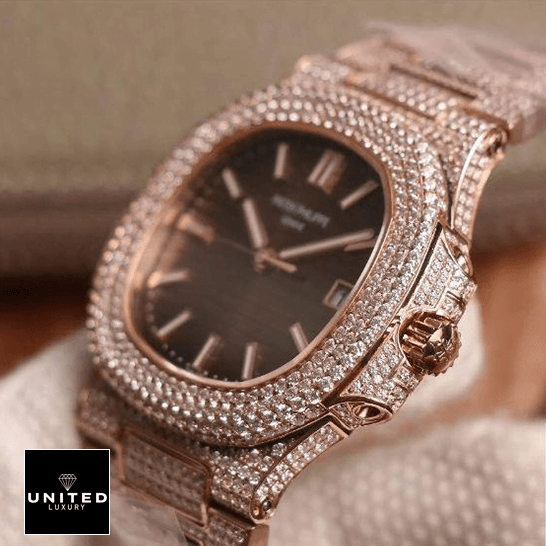 Patek Philippe Nautilus 5711 Patek Philippe Nautilus Jumbo Iced Out 5711-R8 Replica side view