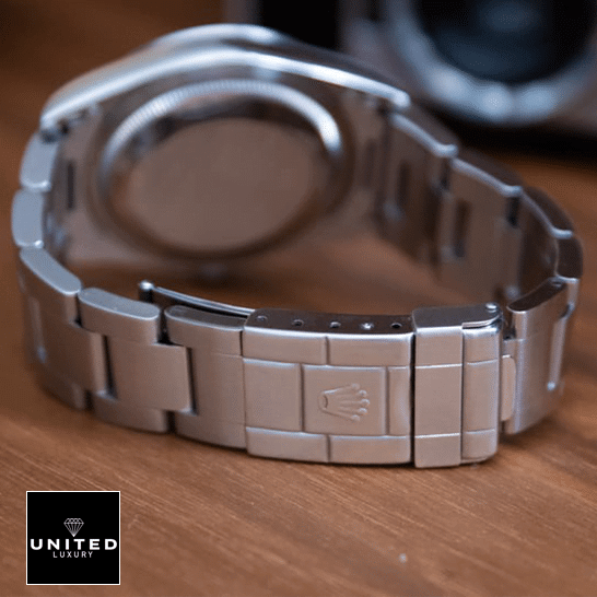 Rolex Explorer 124270 Rolex Explorer 124270 Replica Oyster Bracelet Fold Clasp on the Rolex logo