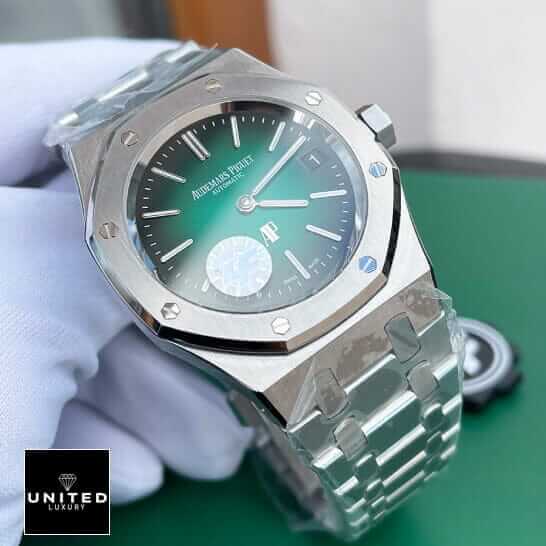 Audemars Piguet Royal Oak ap-green-dial-jumbo-right