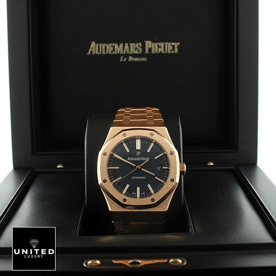 Audemars Piguet Royal Oak 15400OR.OO.1220OR.03 Super Clone Edition Audemars Piguet Royal Oak 15400OR.OO_.1220OR.03 Pink Gold Blue Dial Replica in the box