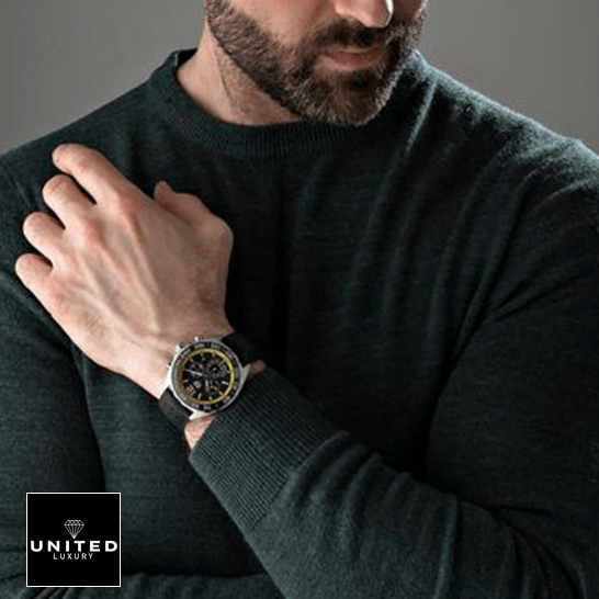 Tag Heuer Carrera Black Strap Bezel Black Dial Replica on the man wrist