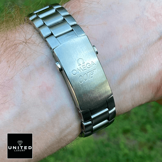 Omega Seamaster Planet Ocean 232.30.42.21.01.004 Omega Seamaster Planet Ocean 007 232.30.42.21.01.004 Stainless Steel Bracelet Replica