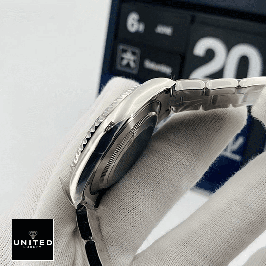 Rolex Stainless Steel Yacht Master 116622-0003 Replica on the hand