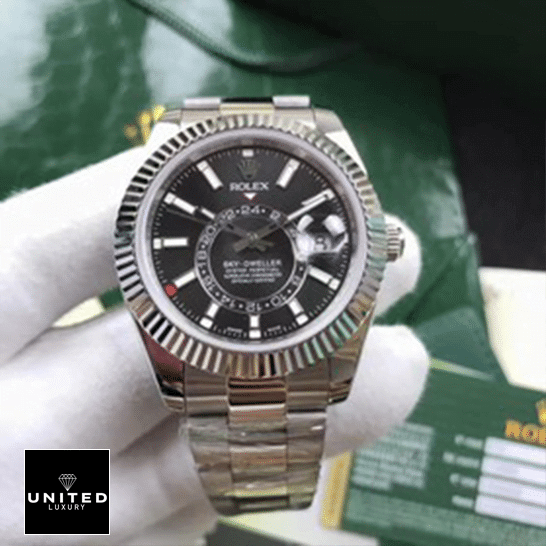 Rolex Sky-Dweller 326934 Black Dial Timepiece Ultra Fine Replica rolex sky dweller black dial 326934 oyster man Rolex Sky-Dweller Black Dial 326934 Fluted Bezel Oyster Replica