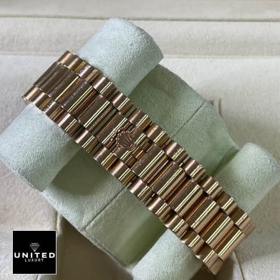Rolex Day-Date 218235-0035 Rolex Day-Date Wave 218235-0035 Rose Gold Oyster Bracelet Replica