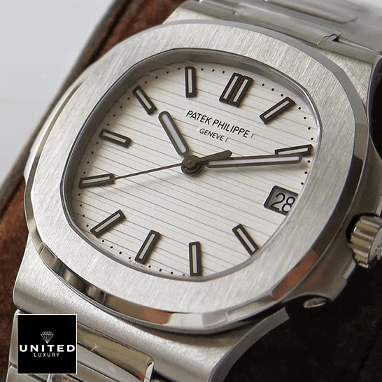 Patek Philippe Nautilus 5711/1A-011 Patek Philippe Nautilus 57111A-011 Steel Case White Dial Replica front view