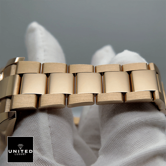 Rolex Sky-Dweller Rose 326935-0005 Oyster Bracelet Replica