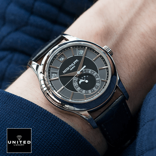 Patek Philippe Annual Calendar 5205G-010 Patek Philippe Annual Calendar 5205G-010